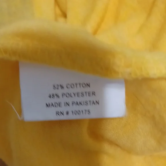 Small yellow fitted University of Michigan T - Picture 4 of 6